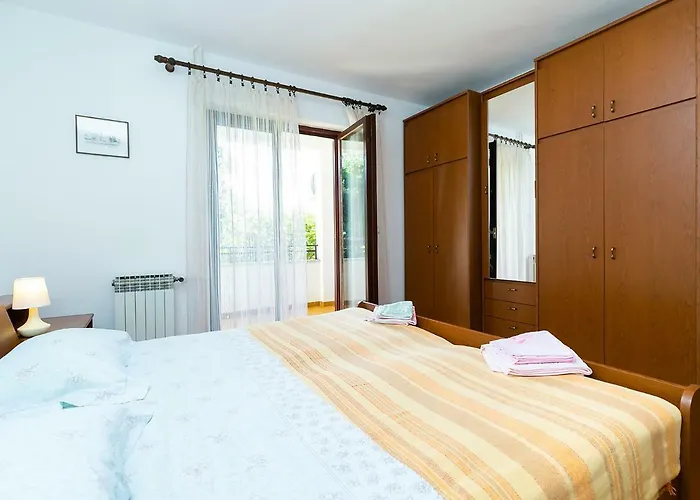 Sandra アパート *